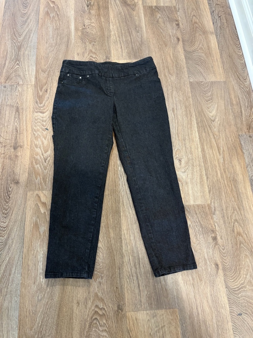 Ruby Rd. Black Cropped Stretch Jeans